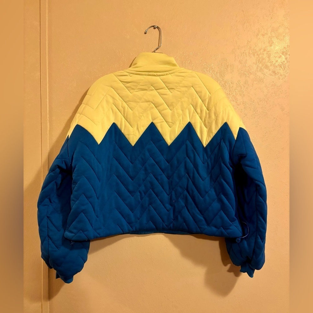 NWOT Free People Movement Zig Zag Pullover sz M - Picture 2 of 5